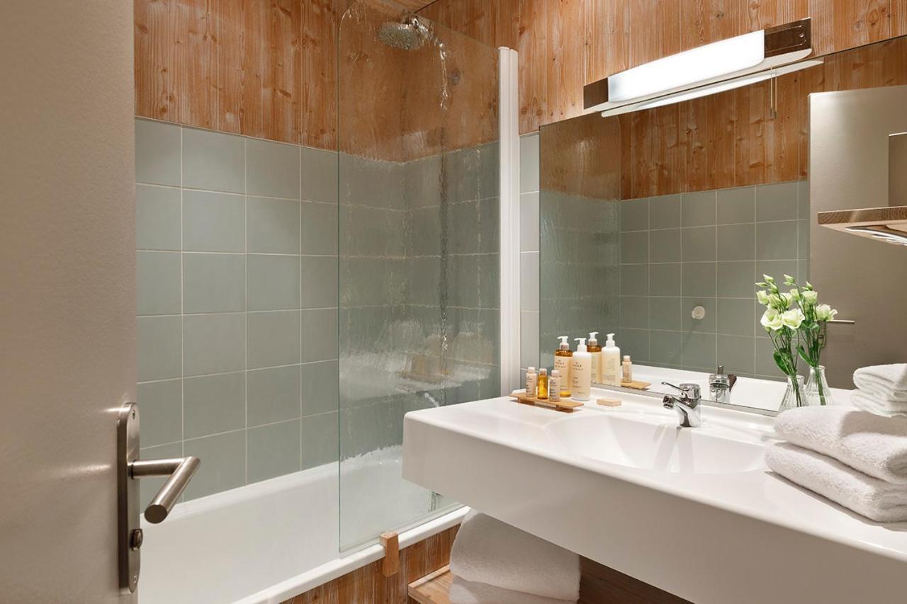 Ours Blanc Hotel & Spa 圣马丁德贝尔维尔 客房 照片